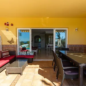 sea-edge-friendly-villa.in-canary-islands.com/