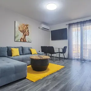 apartment-pek.primorje-gorskikotar.com/
